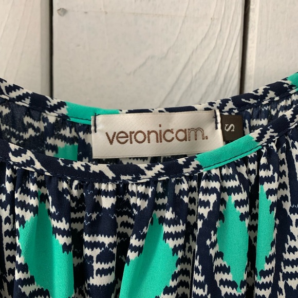 Tunic - Picture 3 of 3